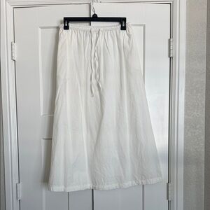 Universal Thread White A-Line Skirt